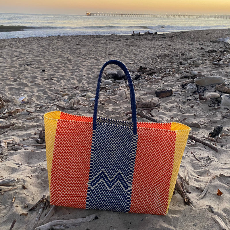 Oversized large waterproof recycled plastic beach bag 